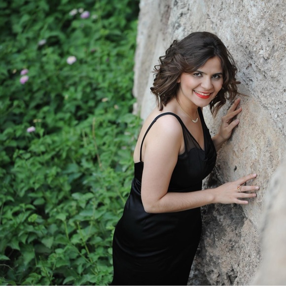 Long Satin Dress with tulle front and a deep back details - Picture 7 of 9